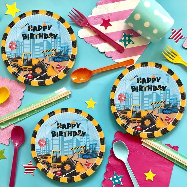 Хартиена чинийка Строителни машини, 18 см, 10бр. в пакет /Mb/