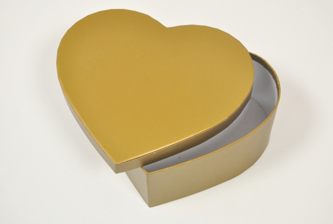 Кутия за подарък сърце, цвят злато, 20/18/7,5см /Sa/