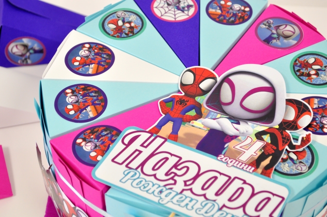 Хартиена торта с декорация и персонализация Спайди и приятели Ghost Spider