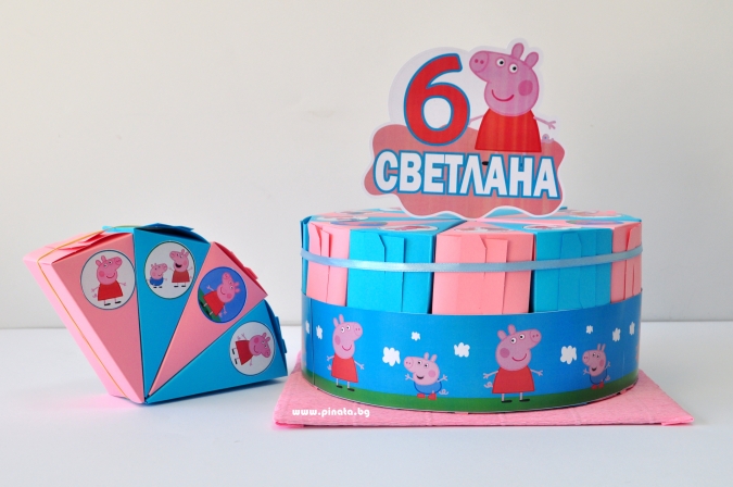 Хартиена торта с  тематична декорация и персонализация Пепа Пиг