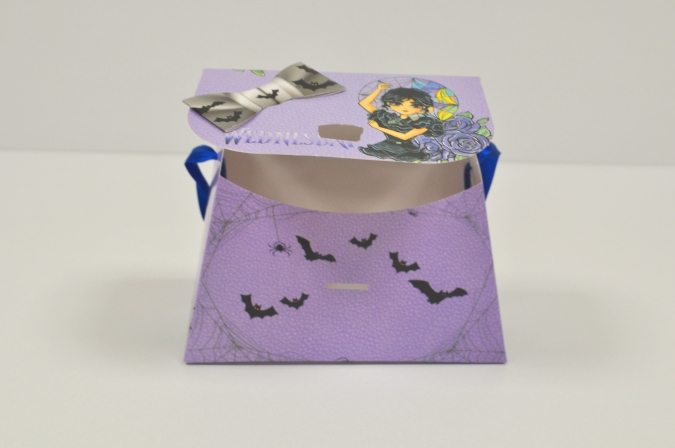 Картонена чантичка Уенсдей Адамс /Mr/