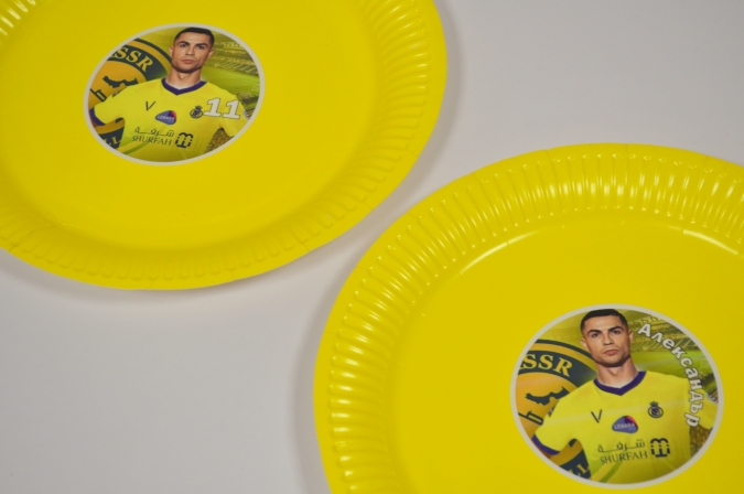 Персонализирана хартиена чинийка  Роналдо Ал Насър, 6бр. пакет