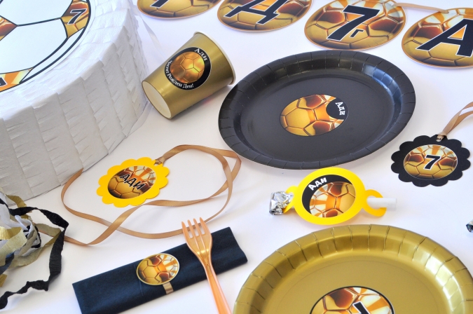 Промо пакет за 10 празнуващи Футбол Златна топка