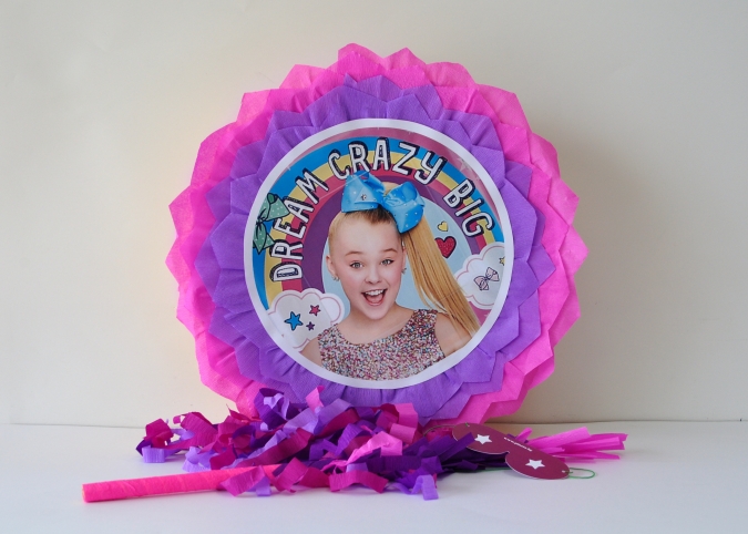 Пинята Джо Джо Панделка, две лица 40х40 см