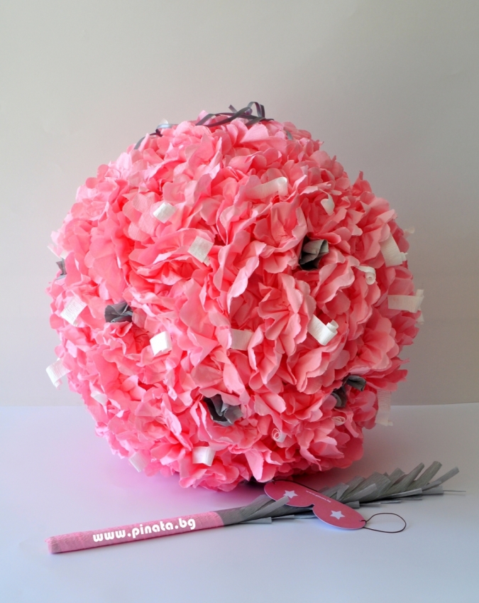 Празнична пинята с рози /сватбена/,