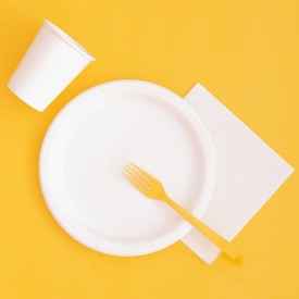 Покривка за еднократна употреба, жълта 137х274 см /Pp/