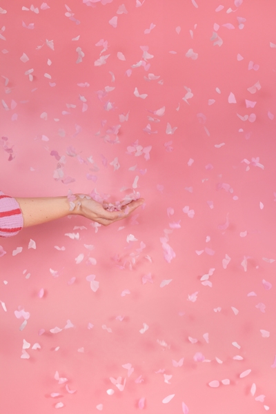 Розови конфети за Разкриване Пола на Бебето "Boy or Girl?", дължина 20 см /Pd/