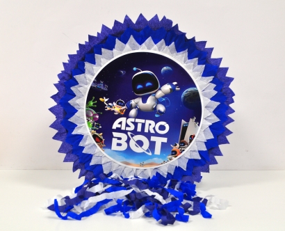 Пинята Астробот / Astro Bot, две лица 40х40 см