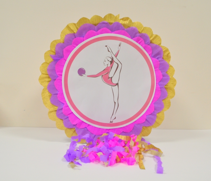 Пинята Гимнастичка, художествена гимнастика, две лица 40х40 см