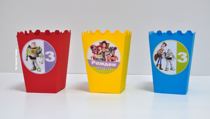 Персонализирана кутийка за пуканки Играта на играчките, 3 бр. в опаковка