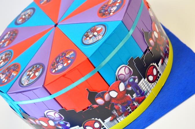 Хартиена торта с декорация и персонализация Спайди и невероятните му приятели