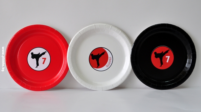 Персонализирана хартиена парти чинийка Карате, 6бр. пакет