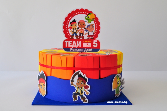 Хартиена торта с тематична декорация и персонализация Джейк Пирата