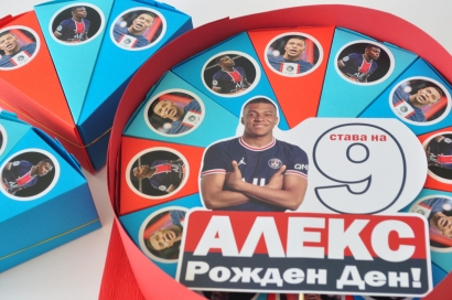Хартиена торта с  тематична декорация и персонализация Килиан Мбапе ПСЖ