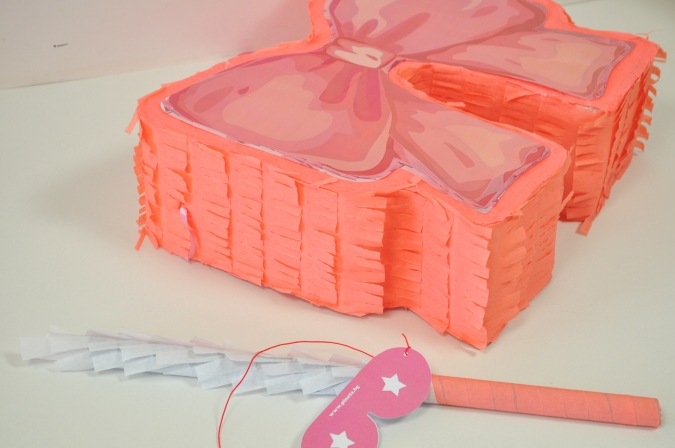 Пинята Панделка, 40х33 см