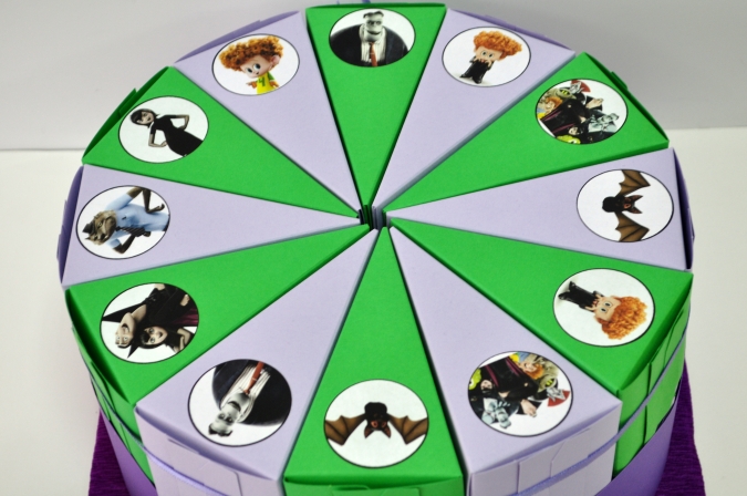 Хартиена торта с тематична декорация и персонализация Хотел Трансилвания