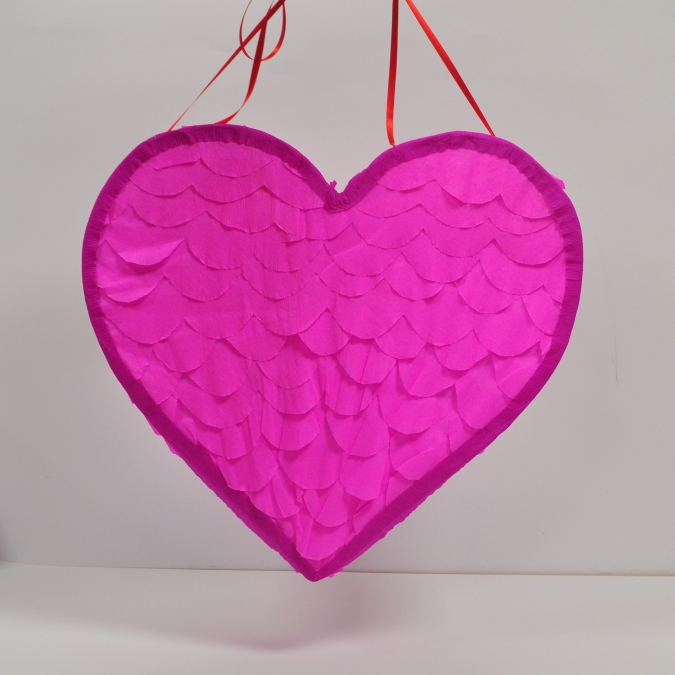Пинята Сърце Фигура 40х37см