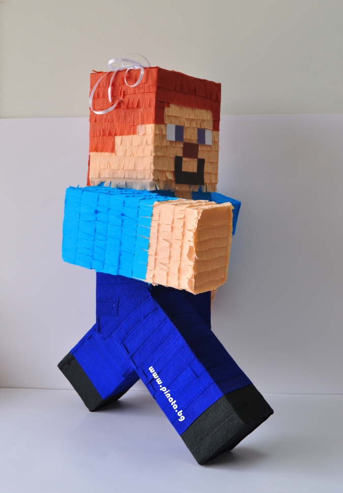 Пинята фигура Стив Майнкрафт, височина 65 см