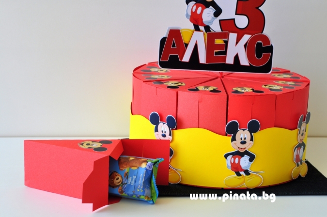 Хартиена торта с тематична декорация и персонализация Мики Маус