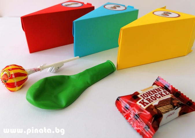 Мини вафличка, близалка и балон, пълнеж за парче хартиена торта