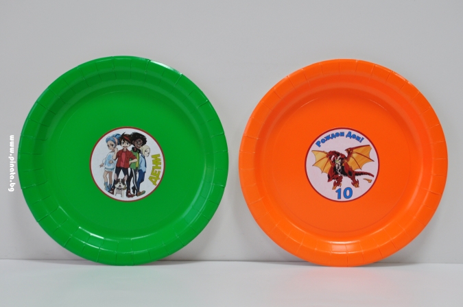 Персонализирана хартиена парти чинийка Бакуган, 6бр. пакет