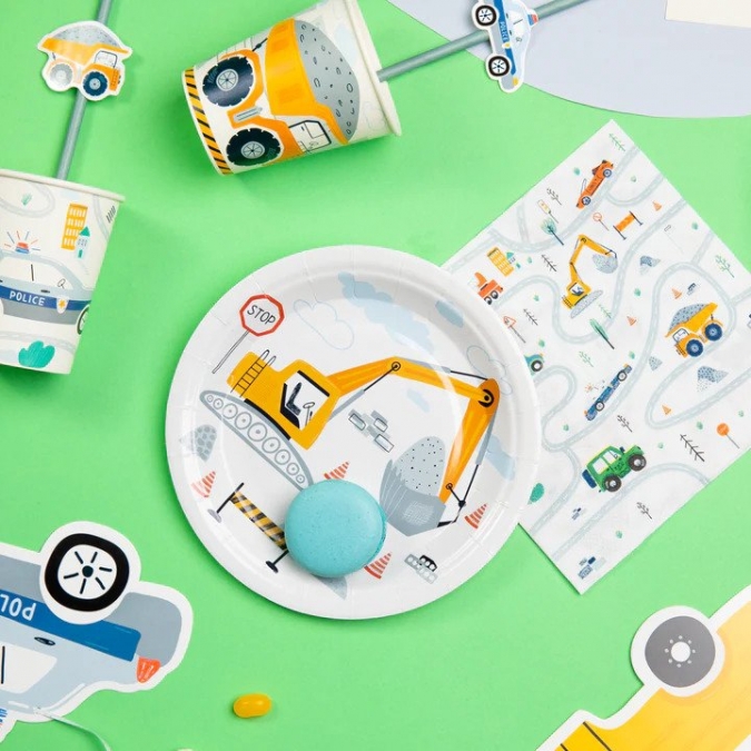 Хартиена парти чинийка Транспортни средства, багер, кола, пожарна, 18.0 см, 6 бр. в опаковка /Pp/