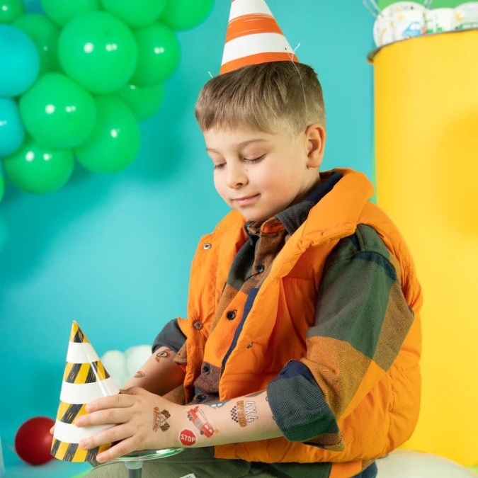 Парти шапка Транспортни средства, ремонтни дености, 6 бр. в опаковка /Pp/