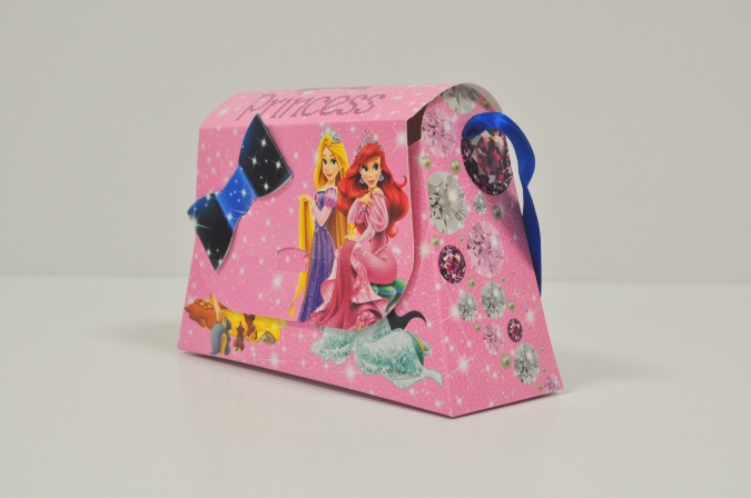 Картонена чантичка Принцеси /Mr/