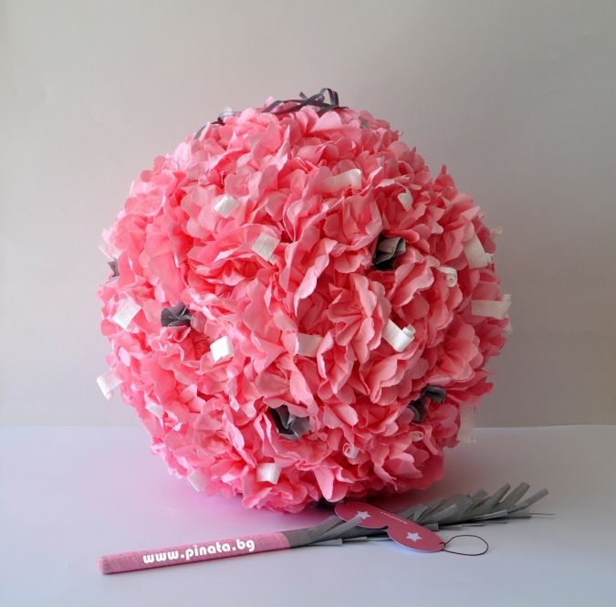 Празнична пинята с рози /сватбена/,