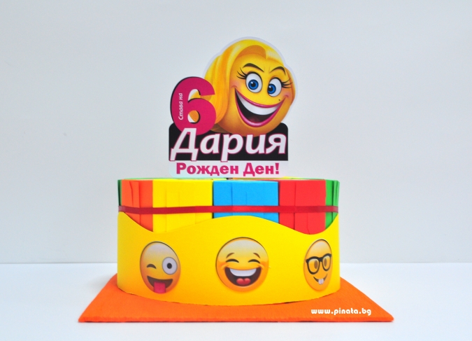 Хартиена торта с  тематична декорация и персонализация Емотикони момиче