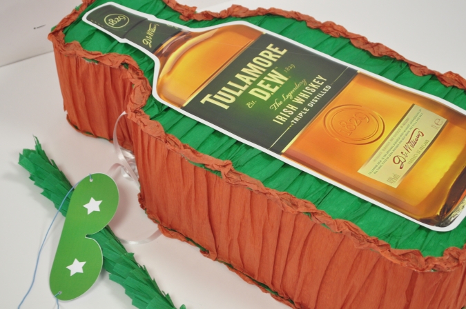 Пинята Бутилка, уиски, 45х25 см