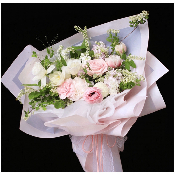 Опаковъчна хартия с борд, цвят крем, 57 х 56см. /Km/