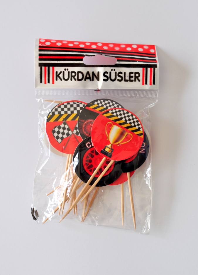 Топер за мъфини спортни коли, маккуин, купа, 20 бр. в опаковка