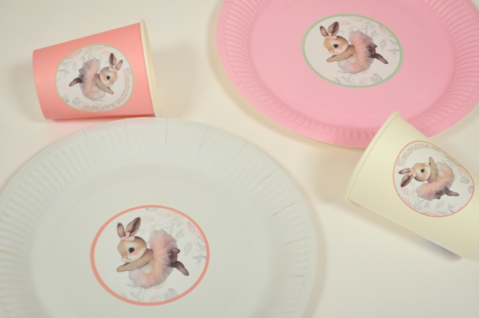 Хартиена чашка 220 мл., Зайче с туту пола, момиче, 6бр. пакет