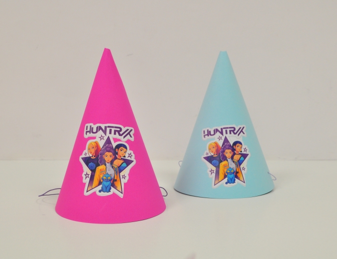 Парти шапка Кей Поп, 3 бр. в пакет