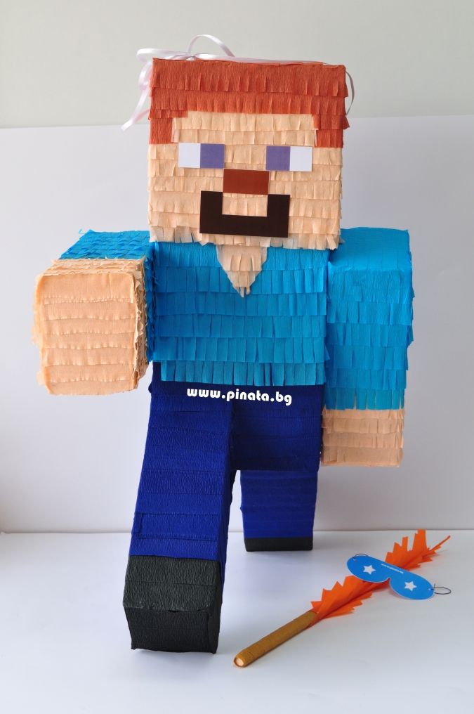 Пинята фигура Стив Майнкрафт, височина 65 см