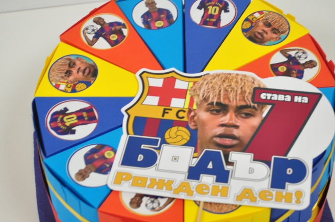 3Д Хартиена торта с декорация и персонализация Ламин Ямал Барселона