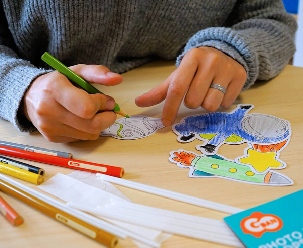 Пропсове за забавни снимки и декорация Космос - оцвети сам, 10 бр комплект /Gd/