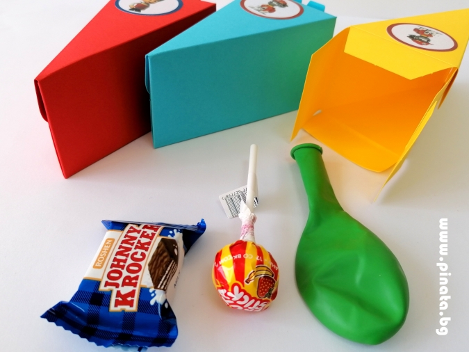 Мини вафличка, близалка и балон, пълнеж за парче хартиена торта