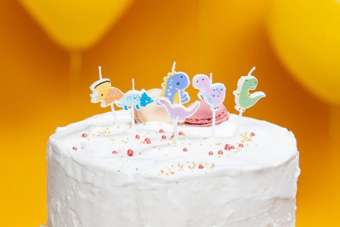 Свещички за рожден ден Динозаври,  6 бр в пакет /Pp/