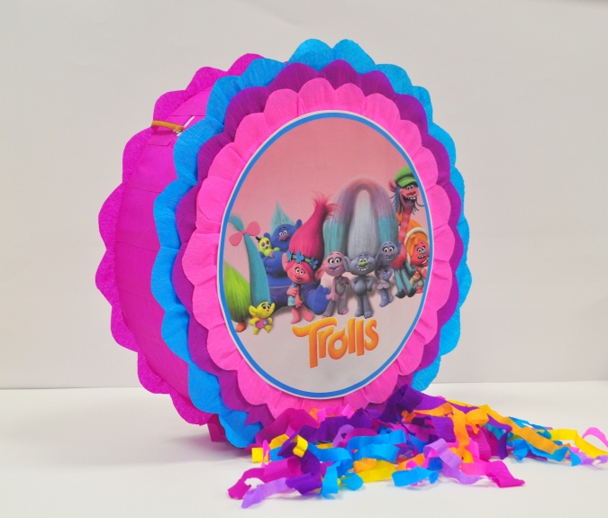 Пинята Тролчета Попи, две лица 40х40 см