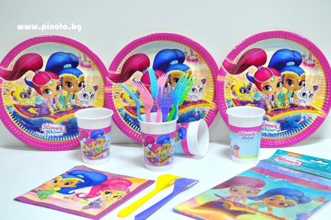 Хартиена парти чинийка Искрица и Сияйница /Шимър и Шайн/  23 см, лицензирани 8бр пакет