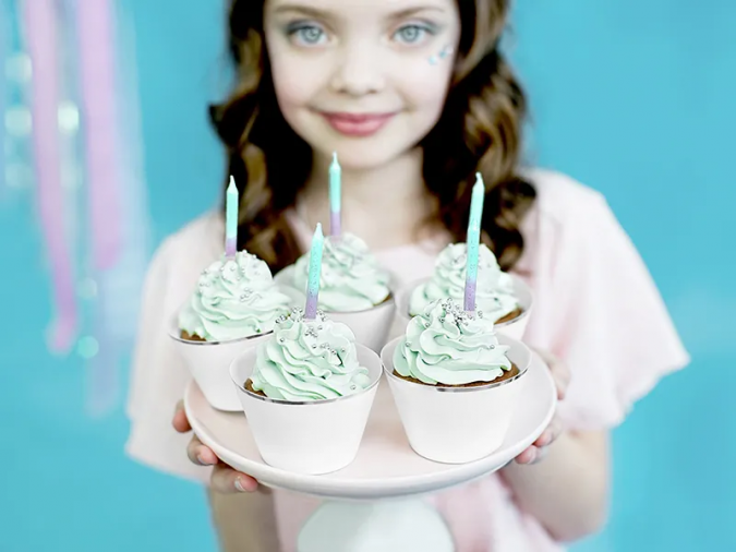 Свещички с поставки, цвят омбре, 6см, 20бр. /Pd/