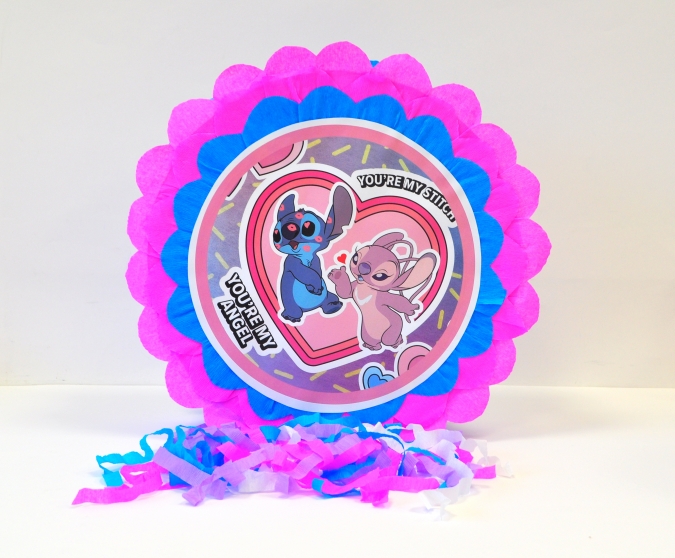 Пинята Стич и Ейнджъл, две лица 40х40 см