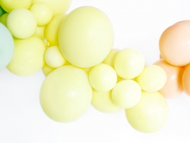Балон цвят бледо жълт /light yellow/ пастел, диаметър 30 см, 10 бр. в пакет /Pd/