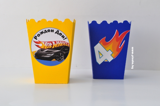 Персонализирана кутийка за пуканки Хот Уилс, 3 бр. в опаковка