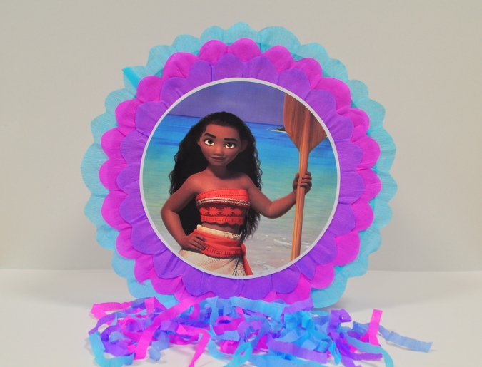 Пинята Смелата Ваяна, две лица 40х40 см