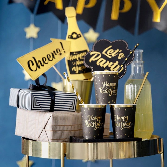 Хартиена чашка Happy New Year, Нова Година  220 мл, 6 бр. в опаковка /Pp/